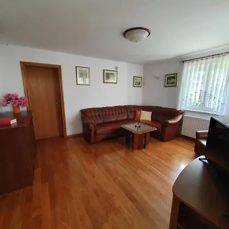 Red Rose Apartment
